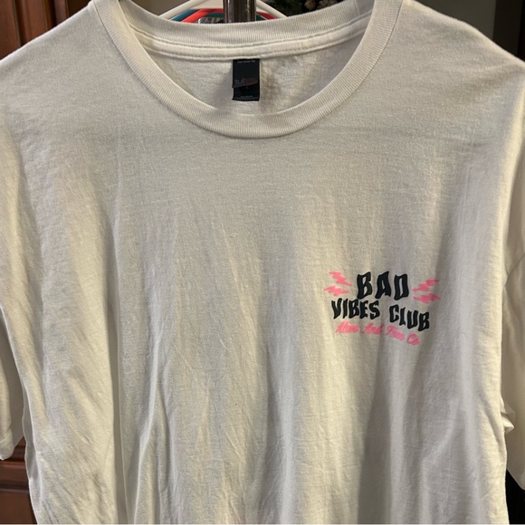 Men’s Alive & Free Co. tee | size L - Picture 2 of 2